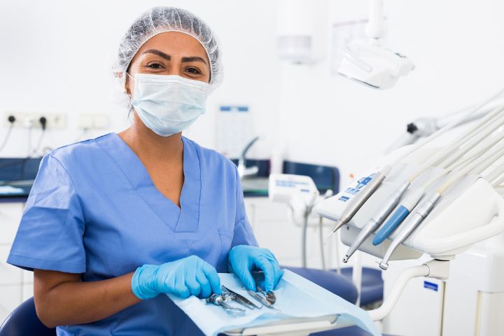 dental assistant career path